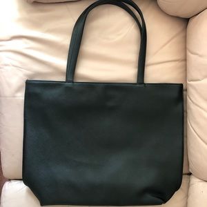 NWOT Black Shoulder Bag